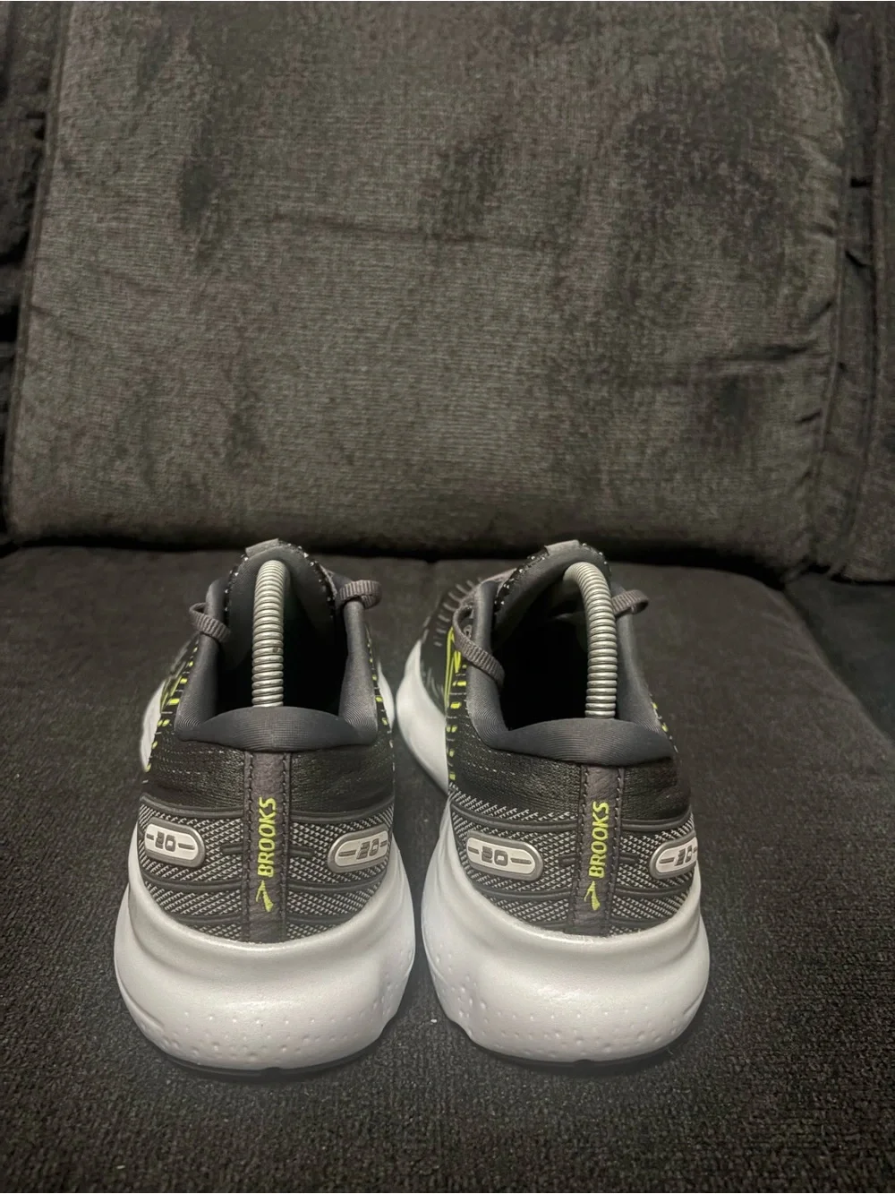 Brooks Glycerin 20 Mens Running Walking Shoes Gray Athletic Sneakers Size 9.5D